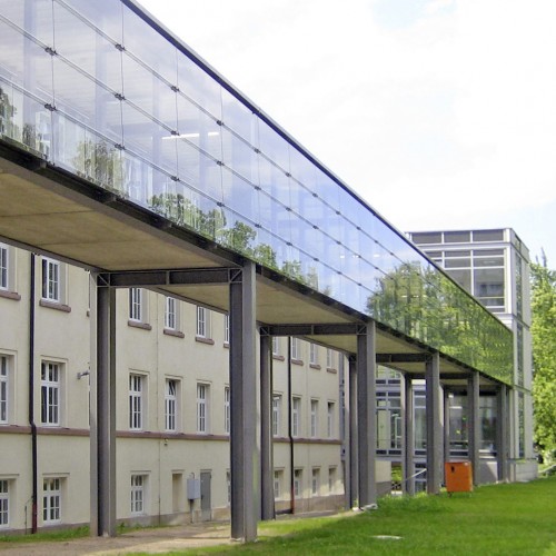 Notfall- und Diagnostikzentrum mit Verbindungsbrücke am Klinikum Chemnitz